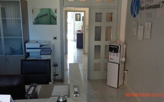 APPARTAMENTO 120 METRI QUADRATI CON TERRAZZO