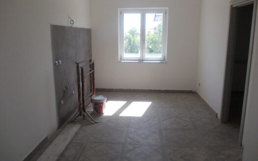 MONOLOCALI CON TERRAZZO VIA FICOCELLE LICOLA